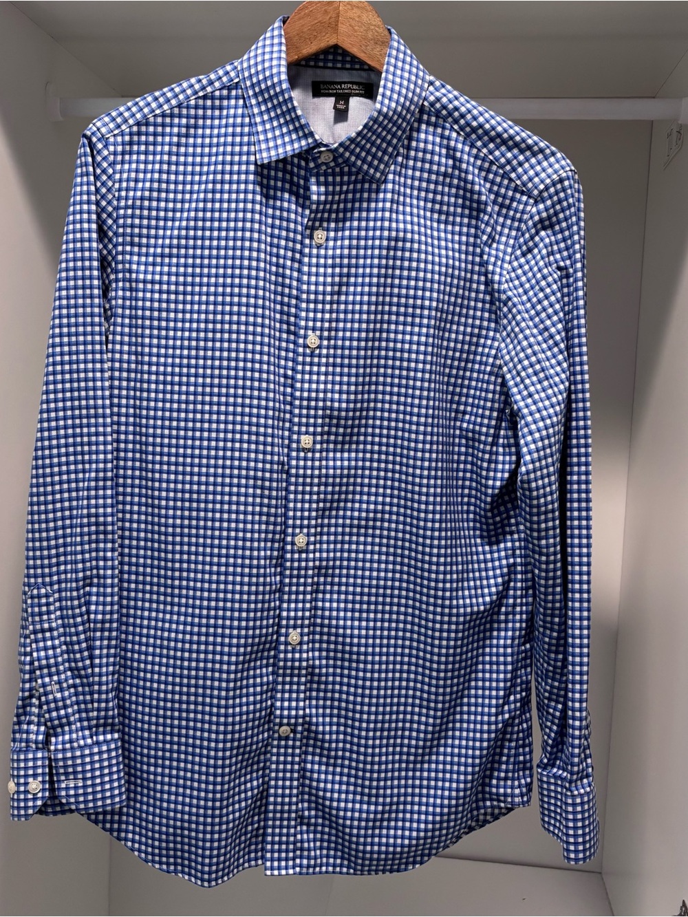 Banana Republic Men’s Non-Iron Gingham Button-Down Shirt 100% cotton